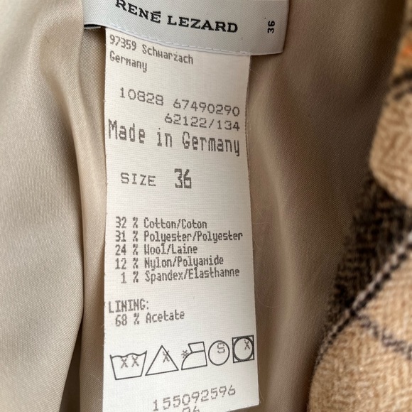 Well tailored Rene Lézard plaid blazer EUC - Picture 8 of 15